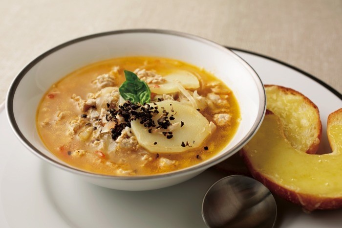 鯖と黒胡椒がよく合う、食べるスープの代表格。