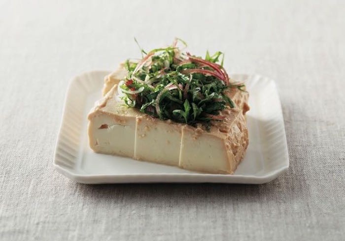 ゆる粕漬けで、熟成させたチーズのような風味に変貌の「豆腐のしょうゆ粕漬け」