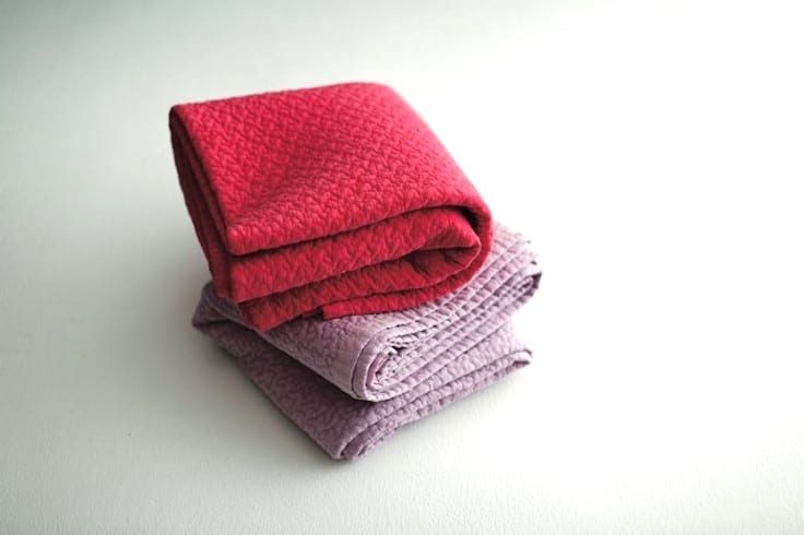 韓国伝統の中綿を入れて縫っていくキルティング「ヌビ」の布団。洗濯機で丸洗い可。シングルサイズ 各5,348円(キット)