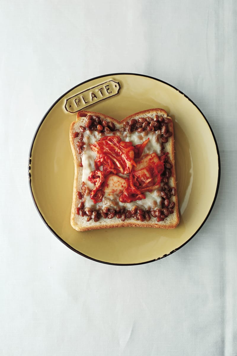 巷で聞きました、残り物で<br/>作る絶品食パンレシピ。