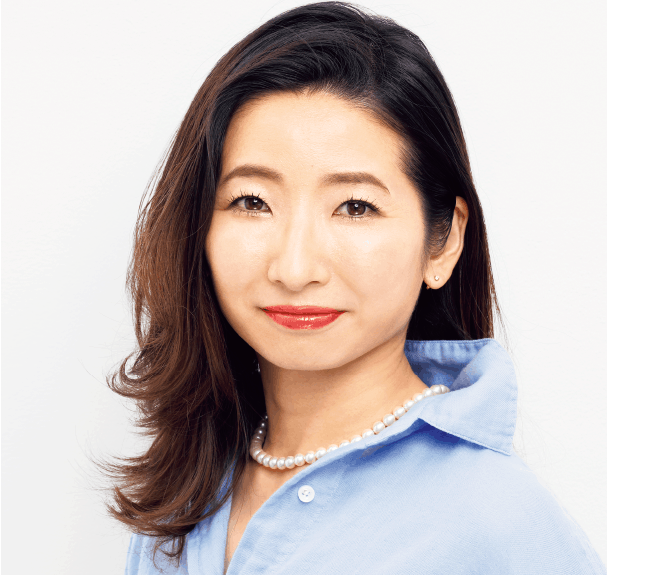 華やか上品な小顔に。嫌いな顔のパーツを長所に変えるメイク術。