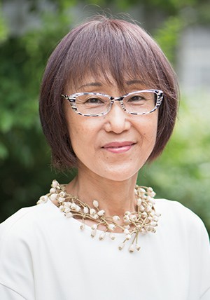 鉄砲百合の射程距離』編・大竹昭子さん｜本を読んで、会いたくなって