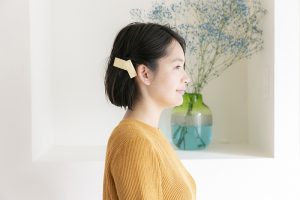 【動画付き】ヘアアクセサリーでボブヘアに変化を。【コテ不要！ 大人のアレンジヘア】