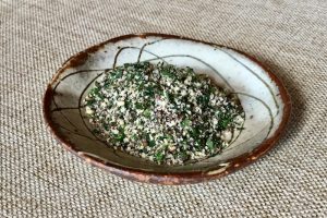 4. 最後に青海苔を加えてよく混ぜ合わせる。