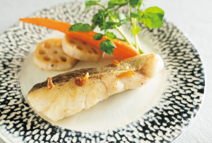 【白身魚のソテー 根菜の蒸し焼き添え】病気予防に、アンチエイジングに。松見早枝子さんの魚菜レシピ。
