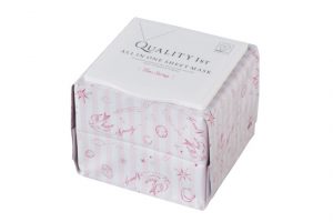 《高保湿美容液1本分が含まれた贅沢マスク》洗顔と高保湿が1枚で。オールインワンシートマスク 超時短スキンケアシート 32枚入り（BOXタイプ） 1,400円（クオリティファースト TEL：03-6717-6449）