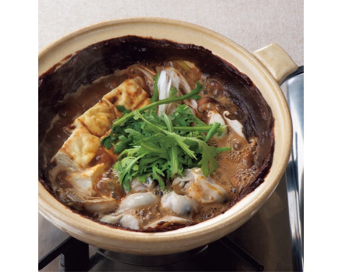 【かきの土手鍋・みそ】川津幸子さんが教える、だしと具材が絶品の鍋。
