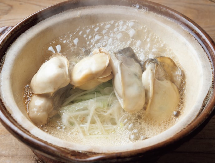 【昆布と牡蠣の酒蒸し鍋・おつまみ小鍋】京都の知恵と工夫を、小鍋にぎゅっと、閉じ込めて。
