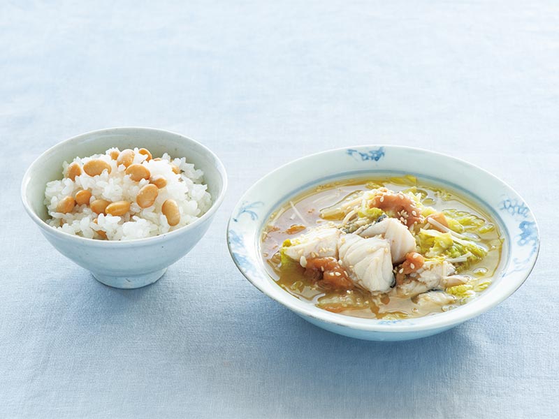 【白菜とたらの梅だし汁+大豆ごはんのレシピ】ワタナベマキさんのがんばらない料理。