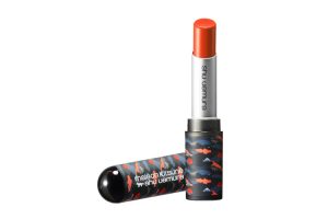 『ルージュアンリミテッドマット M OR 570』(3,200円) ⒸMaison Kitunē for shu uemura