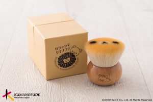 『リラックマクマノフデ [コリラックマフェイス] フェイスブラシ』（5,500円） Ⓒ2019 San-X Co.,Ltd All Rights Reserved.