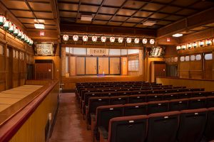 【編集部こぼれ話】この秋はぜひ「寄席」で落語デビューを！