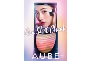 『AUBE』から“ワンショット”で立体フェイスが決まる「ブラシひと塗りチーク」が新発売！