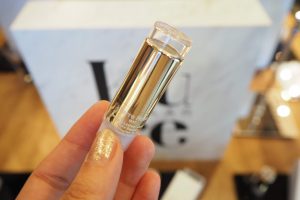 容器を継続して使える《レフィルタイプ》（詰め替え）4g 3,300円（税込）