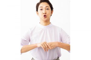 虻川美穂子さんにも驚きの効果が。自宅でできる簡単小顔マッサージ。