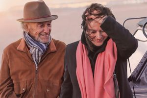 ジャン・ルイはアンヌの髪をかきあげる仕草に懐かしさを覚える。