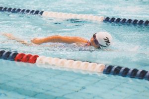 マスターズ水泳大会では年齢区分別の50m自由形部門に出場して記録を伸ばしている。「どこまで挑戦できるか楽しみ」