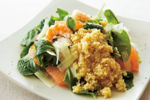 ハーブとヤングリーフ、えびとキヌアドレッシング【松田美智子さんのレシピ】