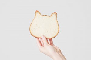 ねこの形の高級食パン専門店『ねこねこ食パン』から、8月限定フレーバーが登場！