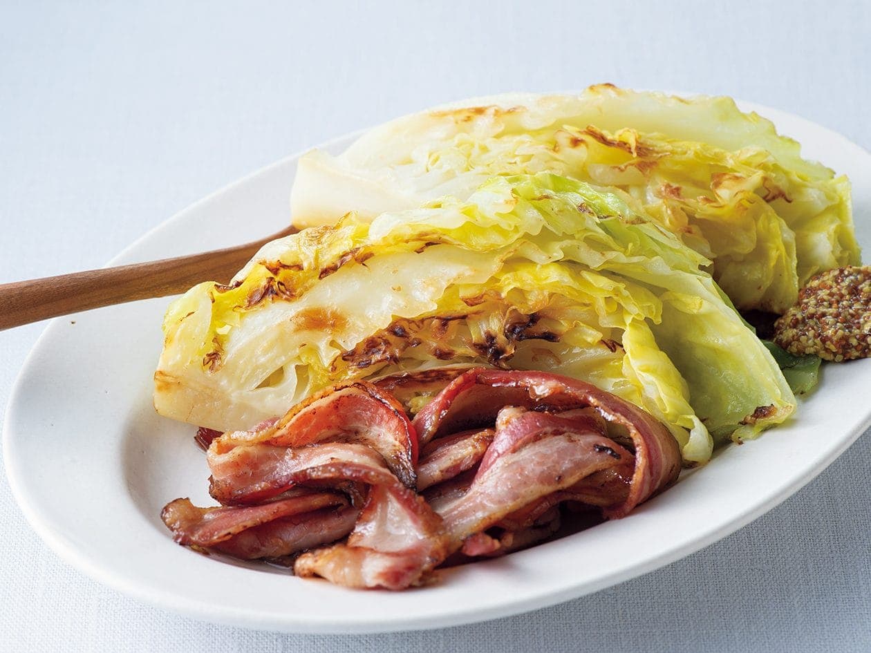 旬のキャベツをたっぷり使った4つのレシピ記事まとめ。