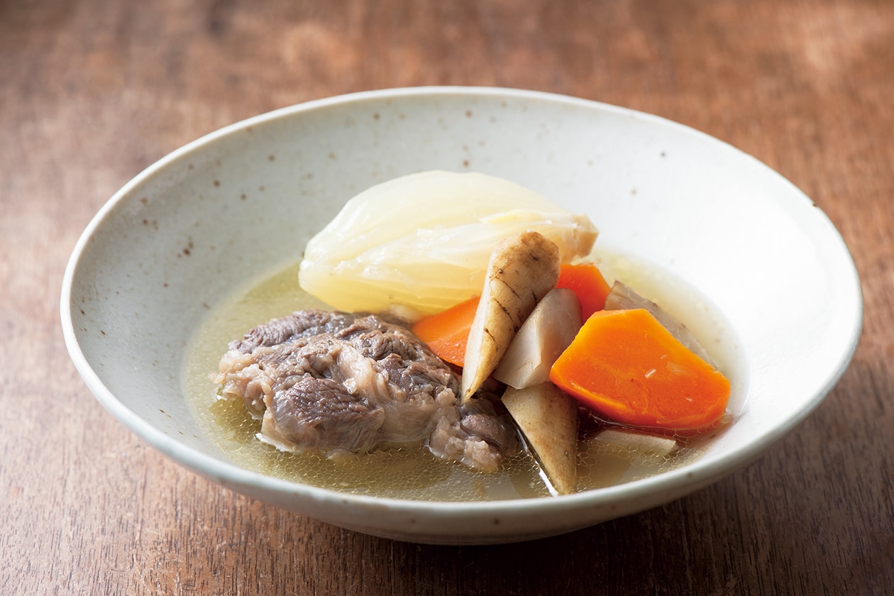 牛すね肉と根菜のスープと、2つのアレンジ料理【飛田和緒さんのレシピ】。