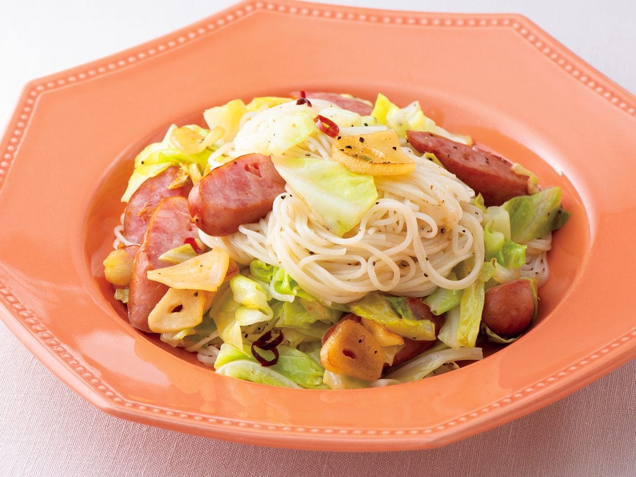 めんつゆに飽きたら、炒めて美味しい4つのそうめんアレンジレシピ記事まとめ。