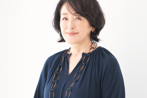 美容・医療ジャーナリスト：海野由利子（うみの・ゆりこ）さん。美と健康をテーマに、美容、美容医療、アンチエイジング医療などの分野を多岐にわたり取材。この秋、共著で書籍を刊行予定。