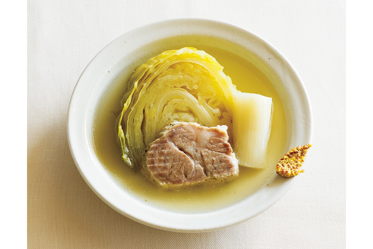 ホッとする、塩豚とキャベツのスープ【有賀薫さんの心と身体を整えるスープレシピ】