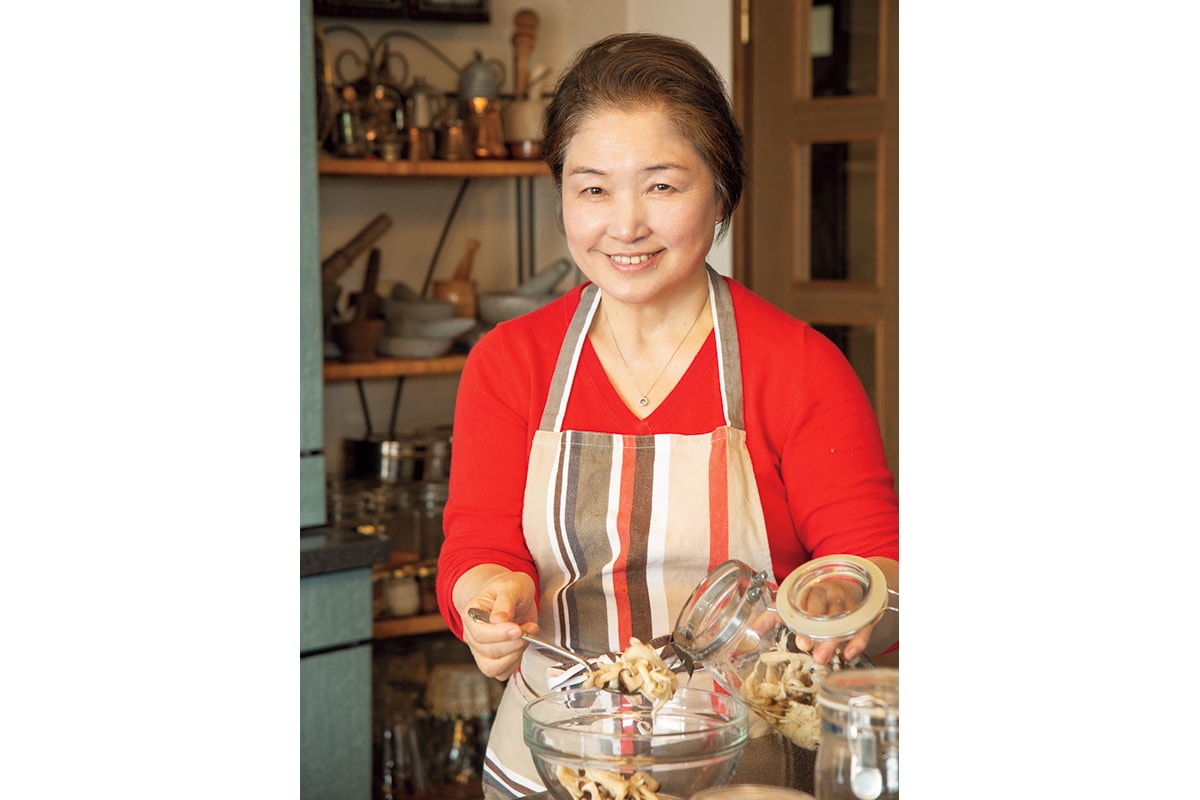 料理研究家、荻野恭子さんの、さまざまな料理に応用できる乳酸発酵漬けレシピ。