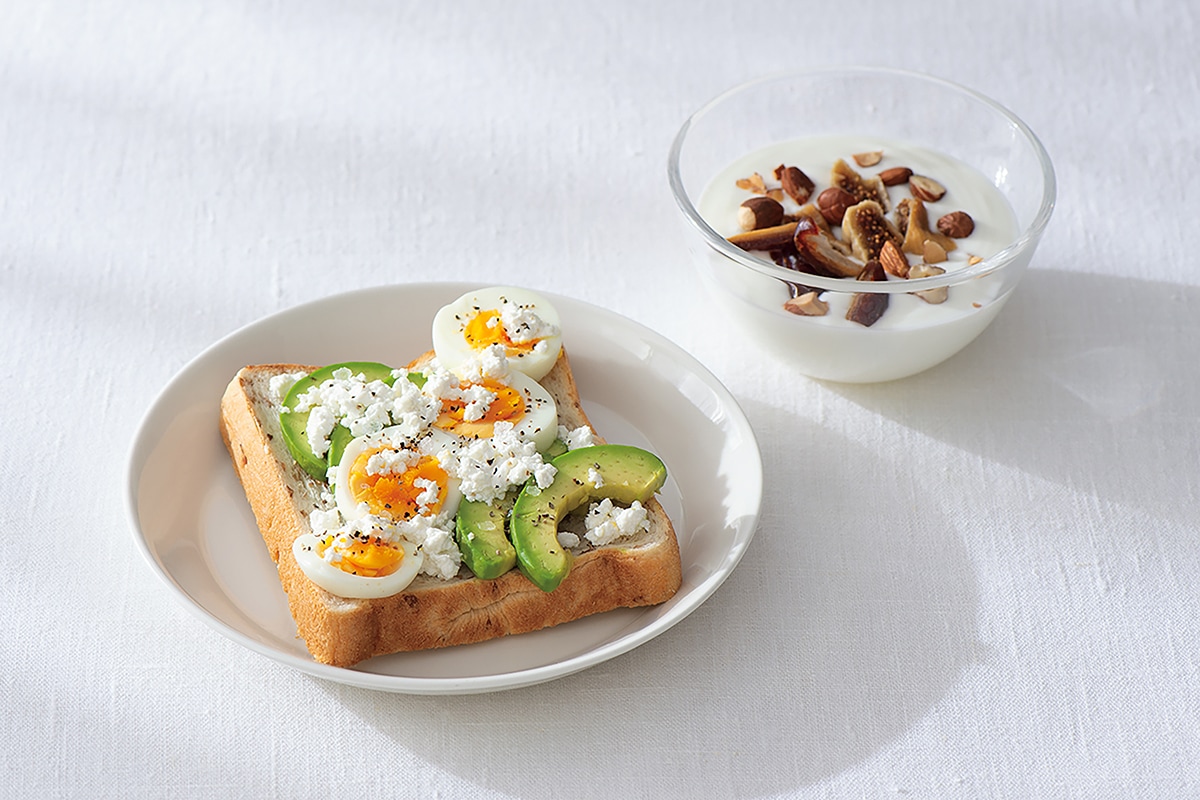 くすみ、青グマの悩みに必要な栄養素を補う、かんたん朝食レシピ。