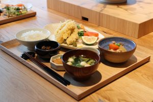食を通しても日本の「和」に触れることができる。