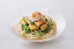 なす、貝割れ菜のサラダそうめん【今井亮さんの麺サラダレシピ】