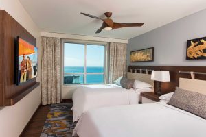 独立したベッドルーム。広いベッドでいつもより安眠できそう。(部屋のタイプにより異なります)