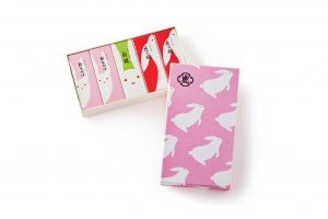 干支小形羊羹5本入 兎柄化粧箱