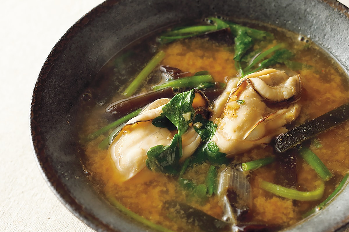 牡蠣ときくらげのピリ辛ごま味噌スープのレシピ【松見早枝子さんの腸活＆温活スープ】
