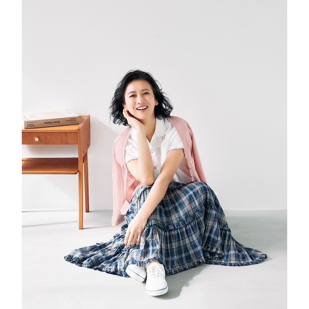 マドモアゼルノンノン】戸田菜穂さんが着る。爽やかな風を感じる、初夏