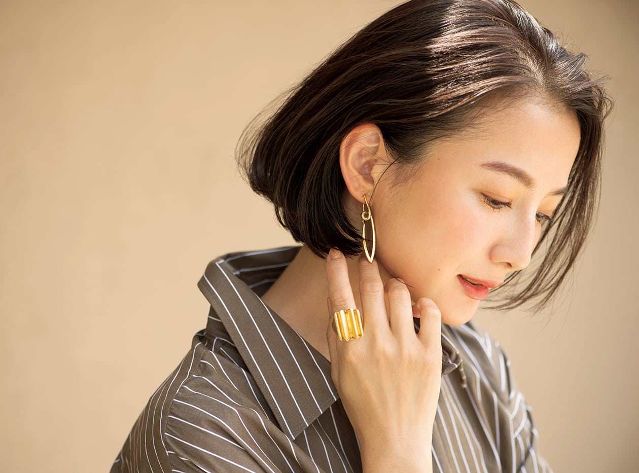表情も明るく見える、血色感ある眉メイクのコツ。【レイナの大人の簡単・きれい・メイク術】