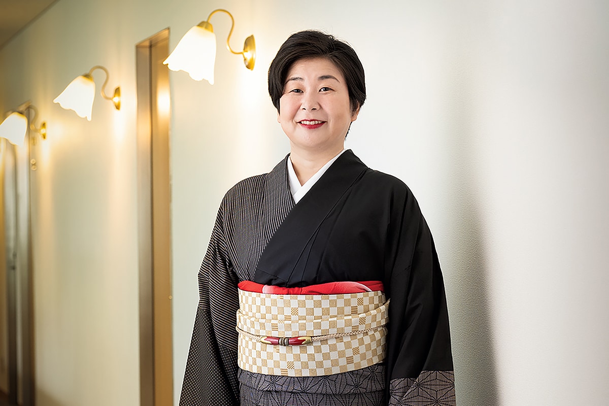 「泥大島紬の着物は結婚10周年に夫がプレゼントしてくれました」、芸人・大島美幸さんの着物の時間。