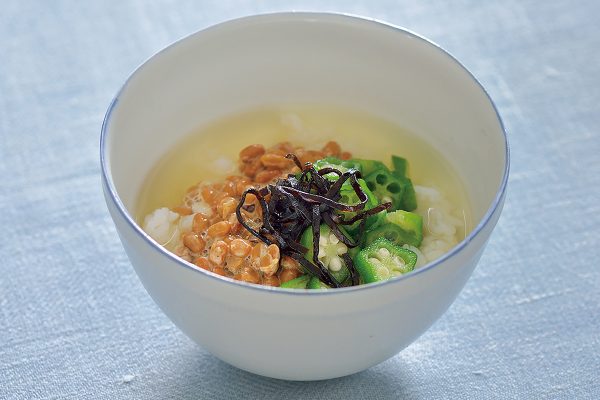 納豆のお茶漬け【レジスタントスターチの朝ごはんレシピ】