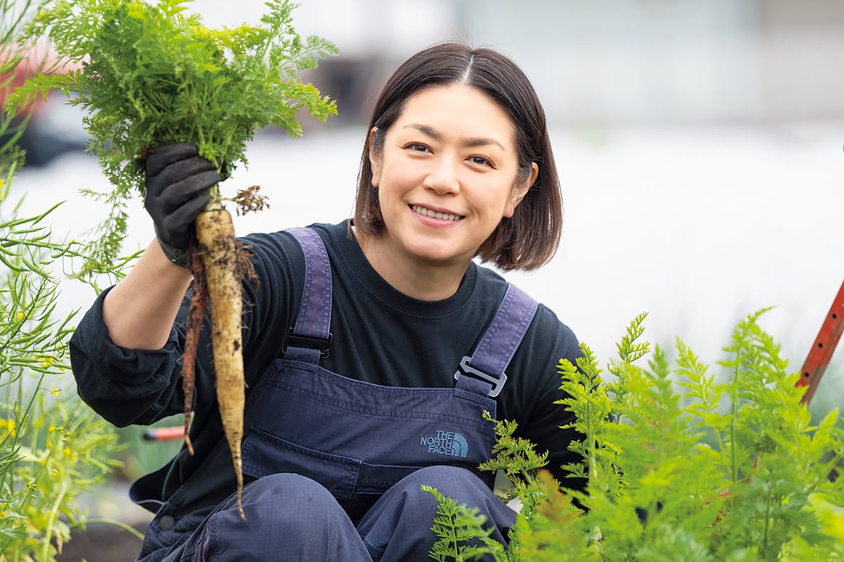 畑仕事に夢中！ 加藤紀子さんの夏支度を拝見。