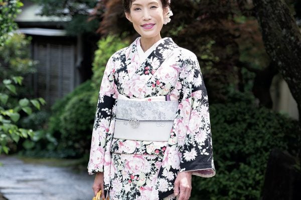 松田聖子さんプロデュースの着物は「 着るとハッピーになり、明日も頑張れる」。成城松村クリニック院長・松村圭子さんの着物の時間。