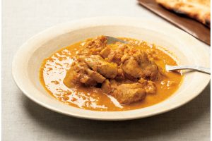 人気のバターチキンカレー、無水調理で簡単・本格的に。