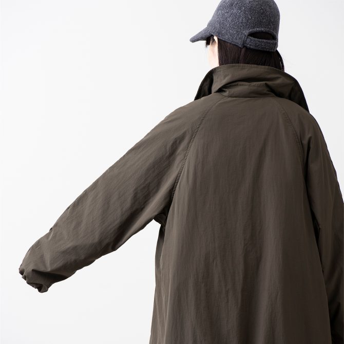 カジュアルとフォーマルの間のちょうどいいコートが欲しいです