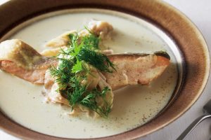 鮭ときのこのハーブクリーム煮