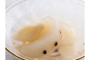 梨としょうがの黒こしょう煮【コウ静子さんの韓国薬膳の力で食養生を】
