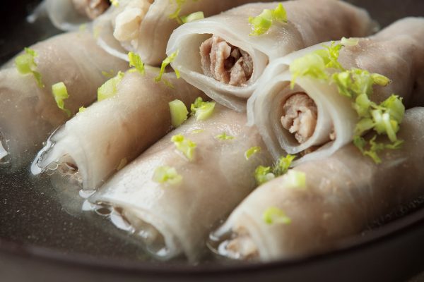 大根と豚肉のロール煮【上島亜紀さんの大根1本丸ごと味わい尽くすレシピ】