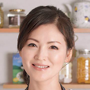 関口絢子