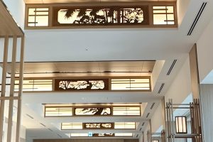 一枚一枚違う欄間を見て歩くのも楽しい。