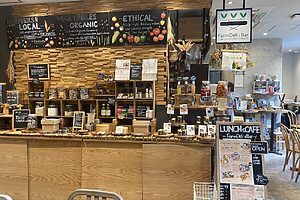 環境に配慮したグッズも販売