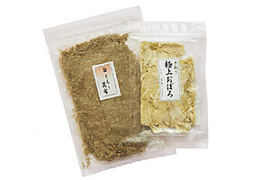 手すきで削り上げた極上おぼろ昆布や、真昆布の芯だけを削った白とろろ昆布が揃うのは、昆布の消費量日本一を誇る富山だからこそ